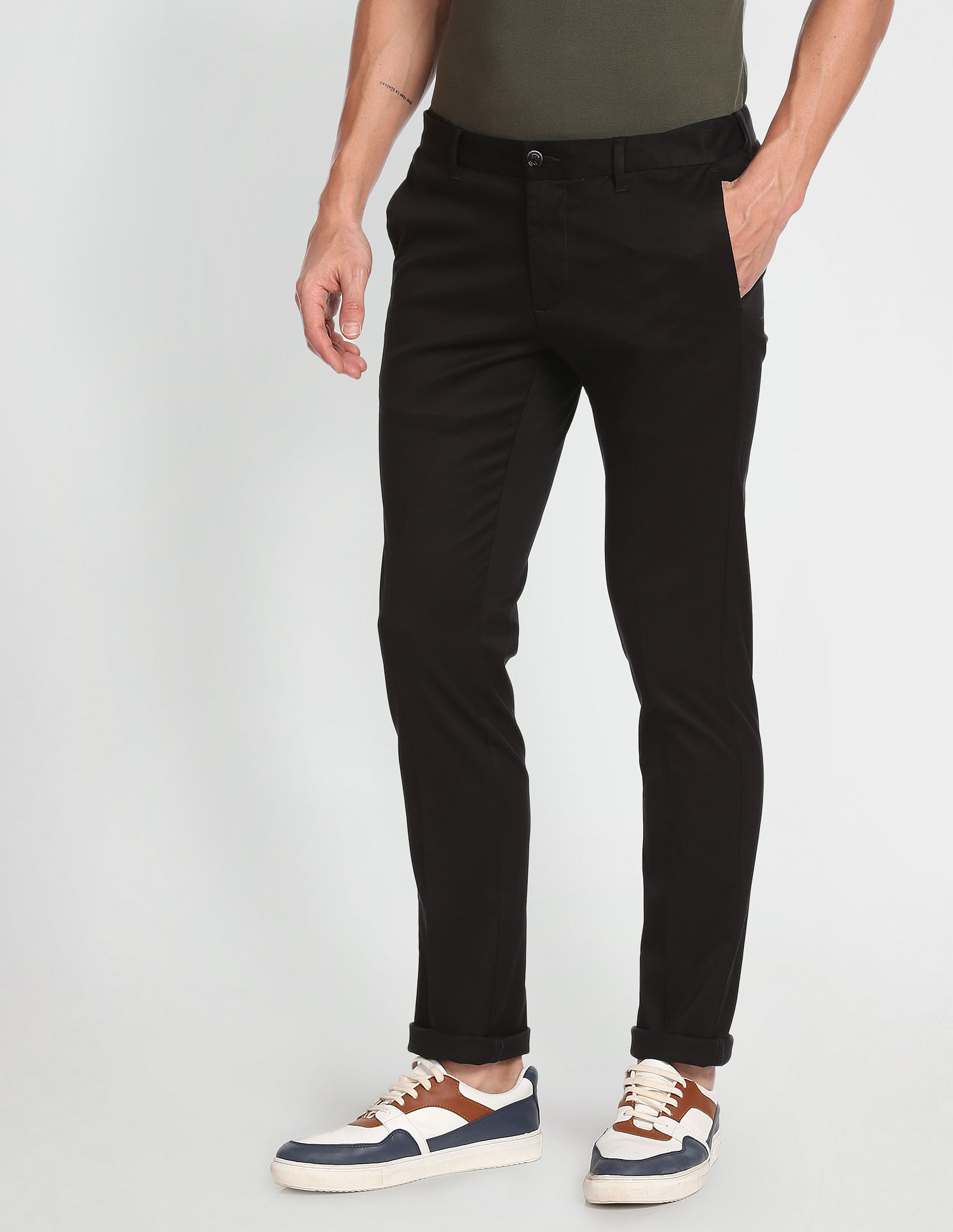 Bronson Slim Fit Solid Chinos